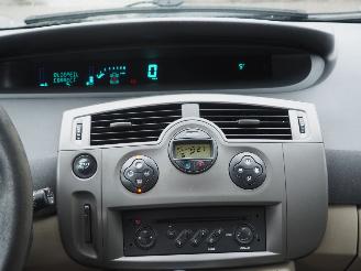 Renault Scenic 1.6-16V Business Line picture 17