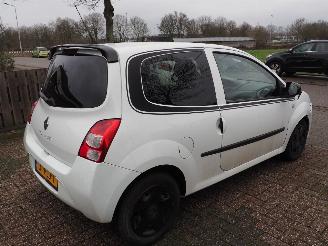 Renault Twingo 1.2-16VCollection picture 4