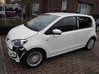  Volkswagen Up! 1.0 High Up! BlueMotion 2013/1