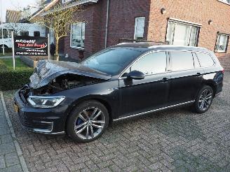 skadebil auto Volkswagen Passat 1.4 TSI GTE Highline 2015/10