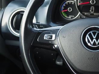 Volkswagen e-Up!  picture 12