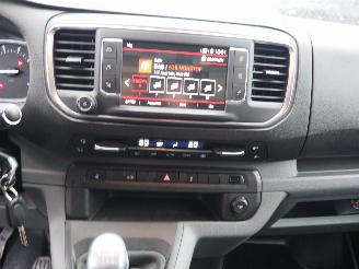 Citroën Jumpy 2.0 BlueHdi 120 Business Dark Edition picture 19