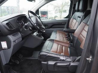 Citroën Jumpy 2.0 BlueHdi 120 Business Dark Edition picture 27