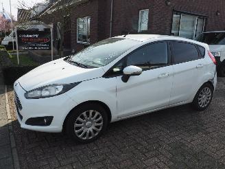 Schadeauto Ford Fiesta 1.0 Style 2013/3
