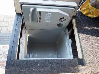 Volkswagen  Transporter 1.9 TDi Camper picture 21