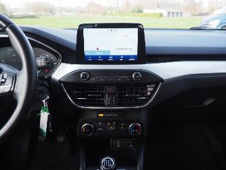 Ford Focus 1.0 EcoBoost Trend Edition Business picture 17