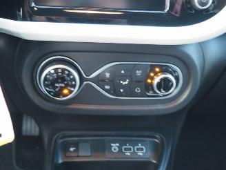 Renault Twingo 1.0 SCe Intens picture 23