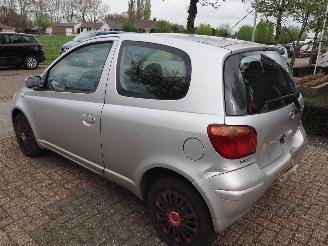 Toyota Yaris 1.3 VVT-i Sol Automaat picture 6