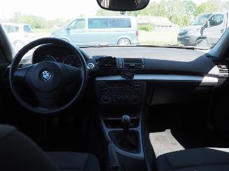 BMW 1-serie 116i picture 10