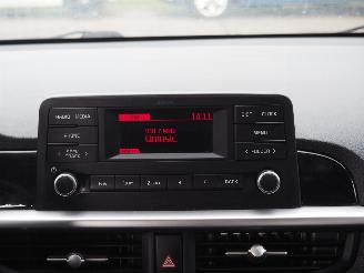 Kia Picanto 1.0 Dpi ComfortLine picture 18