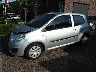 Coche accidentado Renault Twingo 1.2 Authentique 2009/11