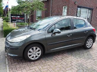 skadebil auto Peugeot 207 1.4-16V X-Line Automaat 2009/3