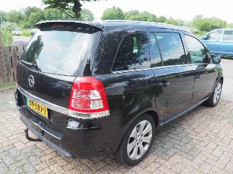 Opel Zafira 1.8 Cosmo 7 Persoons picture 4