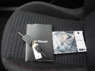 Peugeot 208 1.2 PureTech Active Pack Automaat picture 27
