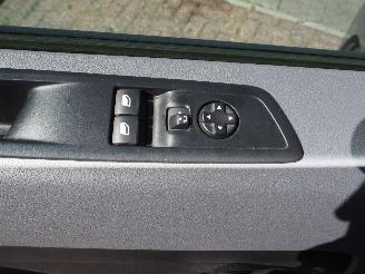 Peugeot Expert 2.0 BlueHDi Asphalt Automaat picture 24