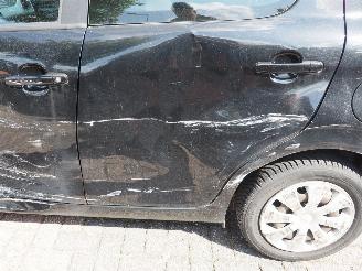 Peugeot 108 1.0 E-Vti Active picture 8