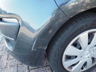 Peugeot 107 1.0 Active Automaat picture 8