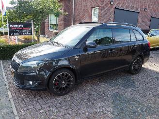 krockskadad bil auto Skoda Fabia 1.2 TSI Monte Carlo 2013/9
