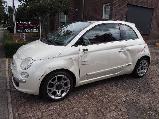 krockskadad bil auto Fiat 500 1.2 Lounge Automaat 2011/1
