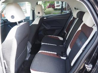 Volkswagen T-Cross 1.0 TSI Life picture 12