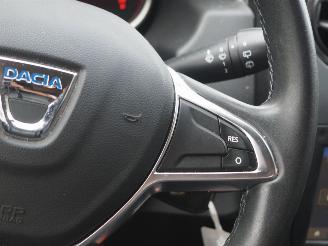 Dacia Duster 1.2Tce 4X2 BlackShadow picture 16