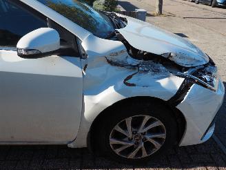 Toyota Corolla 1.6 picture 12