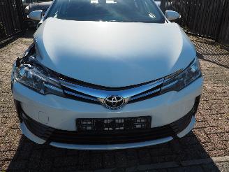 Toyota Corolla 1.6 picture 9