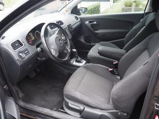 Volkswagen Polo 1.2 TSi Highline DSG picture 18
