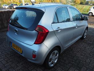 Kia Picanto 1.2 CVVT Comfort Pack picture 4