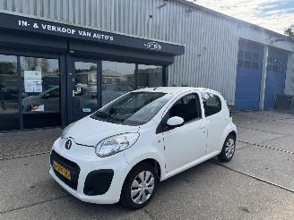 Vaurioauto  passenger cars Citroën C1 1.0 50KW KM: 126.000 NAP! 2013/9