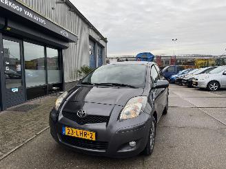 Toyota Yaris 1.3 AIRCO 5-DEURS picture 2