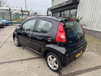 Peugeot 107 1.0 12V AIRCO 5-DEURS picture 7