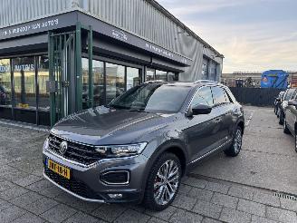 krockskadad bil auto Volkswagen T-Roc 2.0 TSI 4motion Automaat 140KW 2018/3