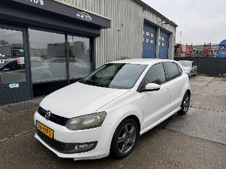damaged passenger cars Volkswagen Polo 1.2 TDI 55KW AIRCO 5-DEURS 2011/7