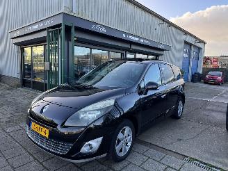 krockskadad bil auto Renault Grand-scenic 1.4 TCE 96KW AIRCO 2009/9