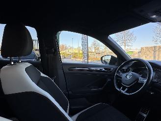 Volkswagen T-Roc 2.0 TSI 4MOTION SPORT 7-DSG 140KW picture 17
