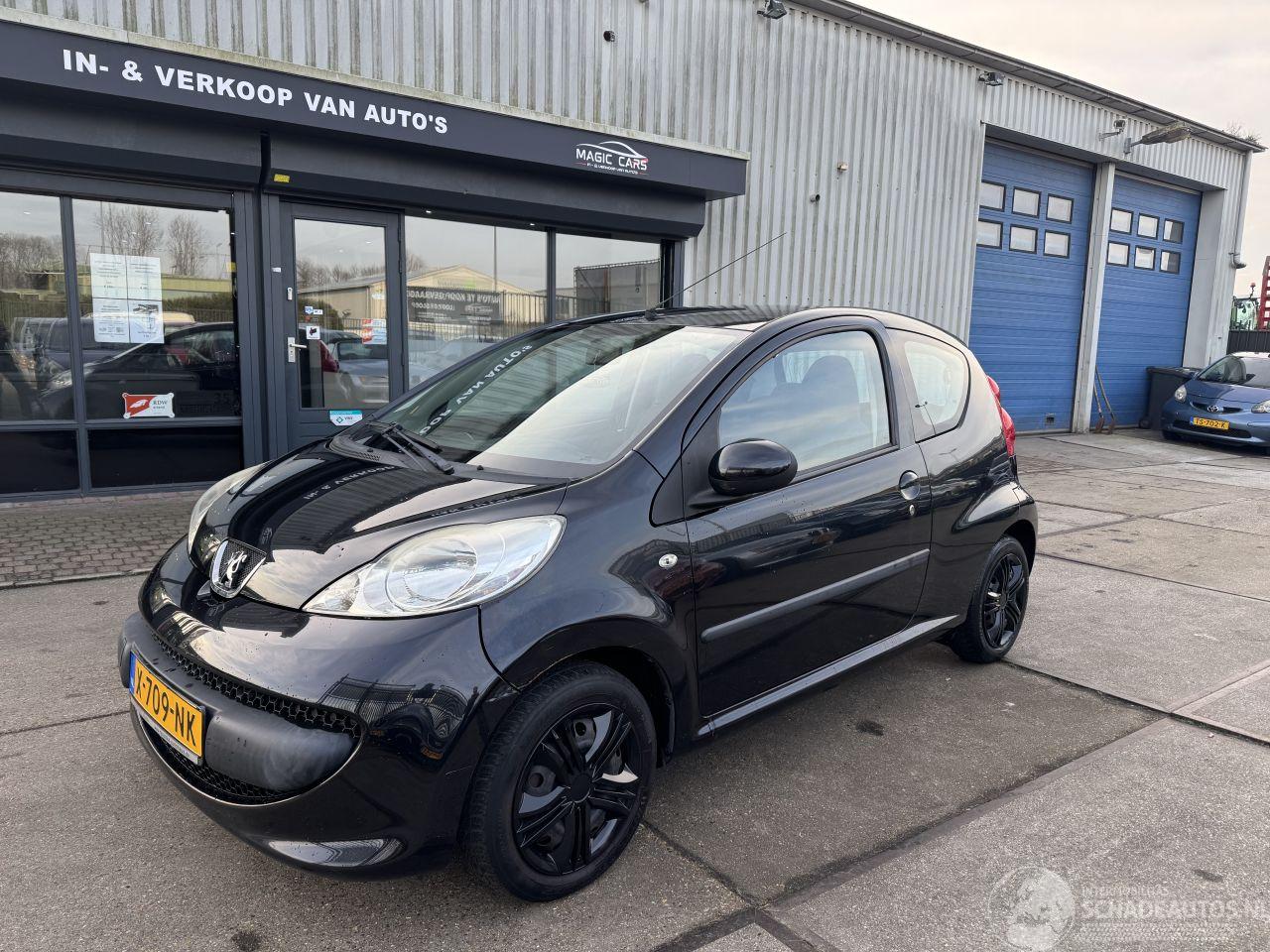 Peugeot 107 1.0 12V AIRCO
