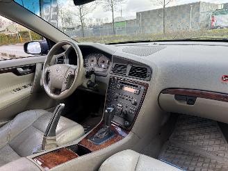 Volvo V-70 2.5 Turbo 154KW Momentum Automaat picture 9