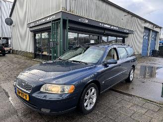  Volvo V-70 2.5 Turbo 154KW Momentum Automaat 2004/12