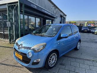 krockskadad bil auto Renault Twingo 1.2 16V AIRCO 2012/1