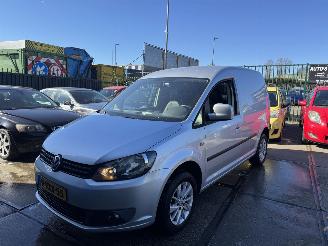 skadebil auto Volkswagen Caddy 1.6 TDI AIRCO AUTOMAAT LEER 2013/1