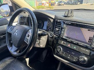 Mitsubishi Outlander 2.0 PHEV Instyle Automaat picture 14
