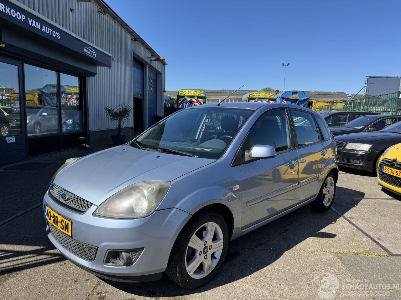 Ford Fiesta 1.3 8V AIRCO 5-DEURS