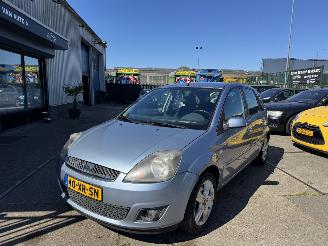 Ford Fiesta 1.3 8V AIRCO 5-DEURS picture 2