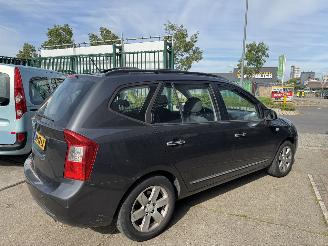 Kia Carens 2.0 AIRCO picture 4