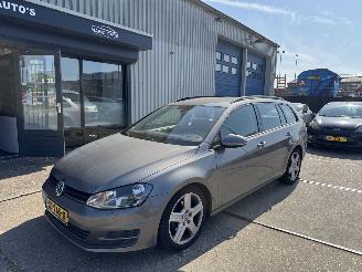 Voiture accidenté Volkswagen Golf 1.6 TDI DSG AUT 81KW 2015/1