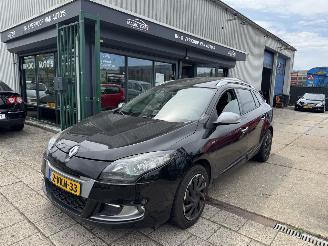 skadebil auto Renault Mégane 1.5 DCI BOSE 2011/1
