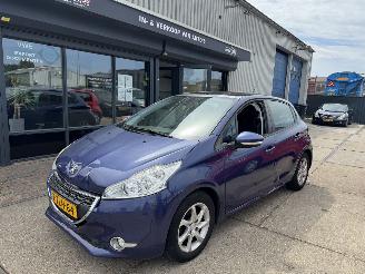 Avarii autoturisme Peugeot 208 1.2 VTI AIRCO 5-DEURS 2014/3