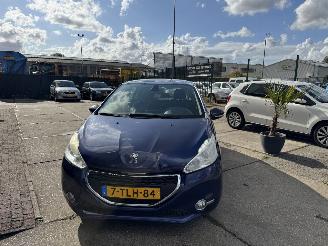 Peugeot 208 1.2 VTI 60KW AIRCO PANORAMA picture 2