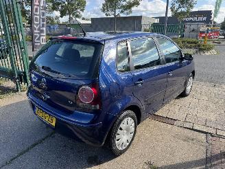 Volkswagen Polo 1.4 16V AIRCO 5-DEURS picture 3
